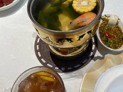 -海鲨湾海鲜会馆(百家湖1912店)