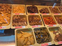 -绝味鸭脖(地铁站一店)