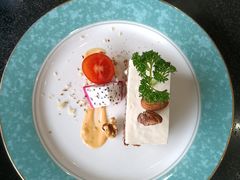 -OLD TREE老树咖啡·西餐厅(台山人工湖店)