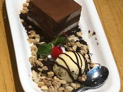 -菲滋意式休闲餐厅(北仑银泰城店)