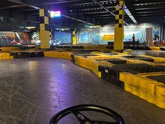 -极限PLAY运动娱乐新世界·团建派对潮玩休闲馆·室内蹦极高空游乐园
