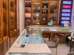 -回瑞眼镜·蔡司·依视路官方授权店(广益路万达店)