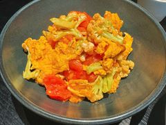 番茄鸡蛋炒花菜-简小舍·民间手艺菜(武昌江滩店)