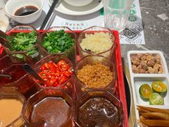 -禄婶鸡煲·打边炉