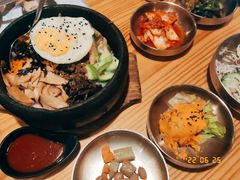 石锅拌饭-小木屋米酒店·韩国料理(深圳总店)