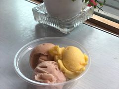 -古老冰山特色冰淇淋店(艾提尕尔店)