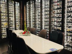 -wineapp葡萄酒餐吧(外滩金融中心店)