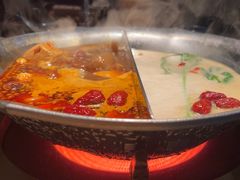 -湊湊火锅·茶憩(南京东路悦荟店)