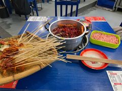 -马路边边麻辣烫联盟路店