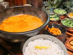 -银米·云南传统过桥米线(双廊黑金冠店)