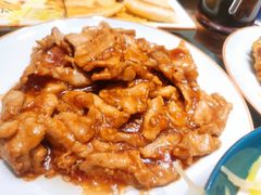 苏扬大烤-小船渔村•大连菜•大连焖鱼(黄河路店)