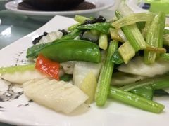 -清心鸡沙田乳鸽店·非遗传承(粤垦路店)