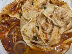 -重庆火红麻辣烫(伟超置业大厦店)