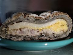 -七叔是岛民(花基新村店)