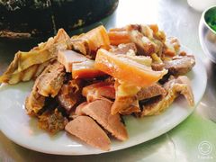 东山羊肉店白切肉-阿婆东山羊肉店(鸿港海鲜批发市场店)