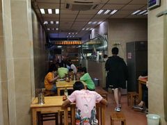 大堂-朝阳路拉面店