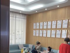 -上海仁爱医院口腔科 · 种植