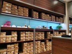 -UGG(燕莎奥特莱斯购物中心店)