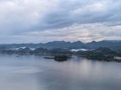 -千岛湖忆湖度假酒店(中心湖景区店)