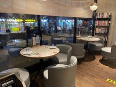 大堂-必胜客(汉友商厦店)