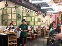 -巴卤社老火锅(财富店)