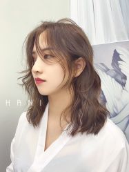 -HANI SALON