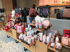 -星巴克(七宝领展广场1F店)
