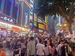 -八一路好吃街(雨田商务大厦店)