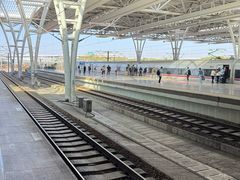 -虹桥火车站-停车场