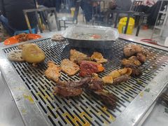 -陈小肠特色火盆烧烤(海门渔村美食街店)