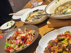-金太阳海鲜烧烤·本地人餐厅(星海公园店)