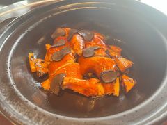 黑松露焗鸡-杭州西子湖四季酒店·金沙厅