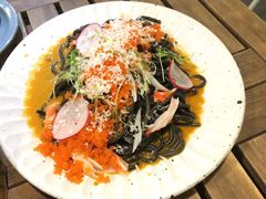 阿拉斯加蟹肉配海胆酱墨鱼汁意面-CHILLAX轻乐时(侨建·Hi City店)