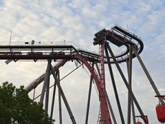 -佘山地铁站-停车场