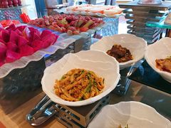 -荣誉国际酒店-云顶旋转餐厅