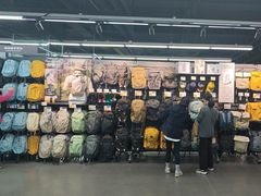 -迪卡侬(西三旗店)