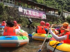 -安吉龙王山峡谷漂流