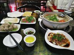 -黔府豆米火锅野菜馆(南马店)