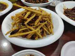 -椒香川流不息川菜馆(二七北路店)