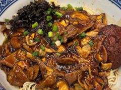 蛤蜊猪肝面-沪西老弄堂面馆(定西路店)