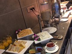 -如家精选酒店(苏州火车站万达广场地铁站店)