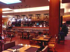 -华邑酒店·鲜艳全日自助餐厅