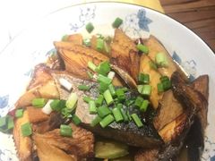 -方国老头包子·39年威海本地老字号•小船海鲜疙瘩汤