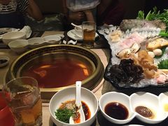 -余欢领鲜火锅(新街口店)