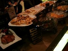 -荣誉国际酒店-云顶旋转餐厅