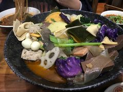 -万记麻辣烫国展总店