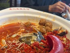 -川流不息·地道川菜·小龙虾(松东路店)