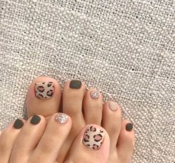 -Pink You美甲美睫纹绣定制中心