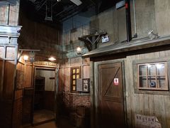 -暴风岛沉浸式体验馆(百联世纪店)