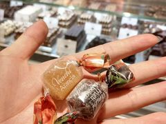 -VENCHI 闻绮(北京国贸商城店)